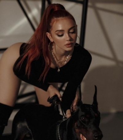 Prostituerad i Huaröd - Eskortmodell